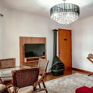 Apartamento No Centrinho De Capivari Wifi, Lareira, Garagem Apartamento